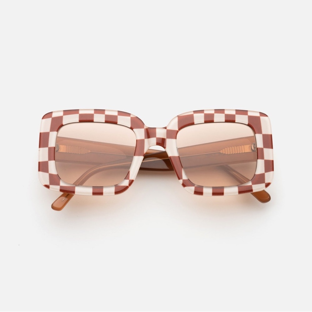 NWT LU GOLDIE Mia Choc Checker Print Sunglasses
